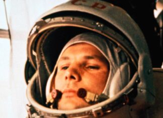 Yuri Gagarin-Brief Life Sketch Yuri Gagarin-Brief Life Sketch