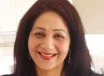 Carolyn Arnold | Brief Biography Carolyn Arnold